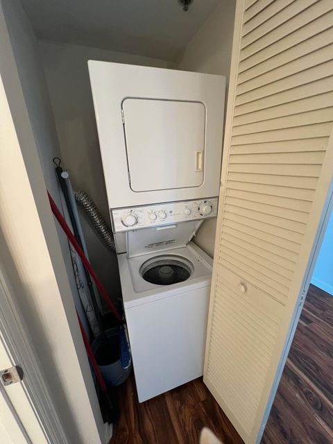 Tiny photo for 300 S DUVAL Street #903, Tallahassee, FL 32301 (MLS # 395535)