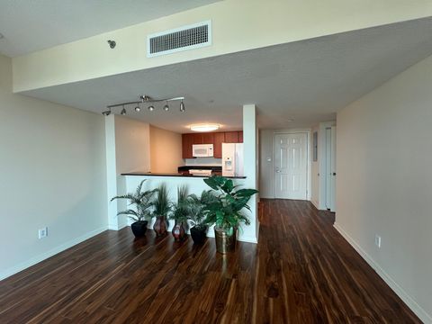 Tiny photo for 300 S DUVAL Street #903, Tallahassee, FL 32301 (MLS # 395535)