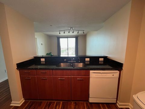 Tiny photo for 300 S DUVAL Street #903, Tallahassee, FL 32301 (MLS # 395535)