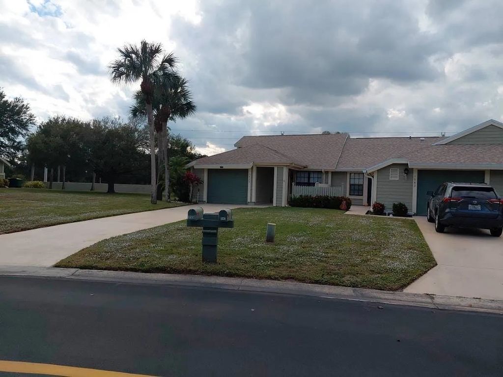 Photo of 1550 SE Colchester Circle, Other Florida, FL 34952 (MLS # 394332)