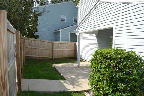 Tiny photo for 697 E Timberwood Circle, Tallahassee, FL 32304 (MLS # 400850)