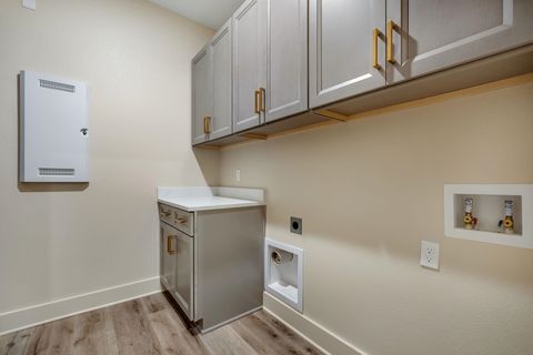 Tiny photo for 4474 Old Magnolia Road, Tallahassee, FL 32309 (MLS # 389744)