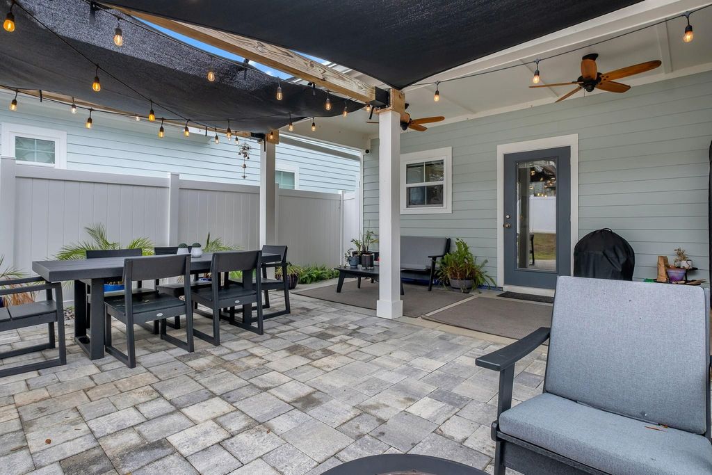 Photo of 340 Gathering Oaks Drive, Tallahassee, FL 32308 (MLS # 399681)