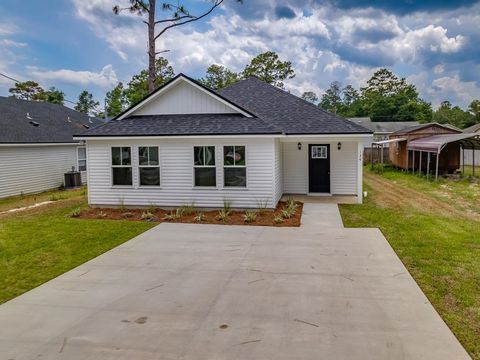 A home in Crawfordville