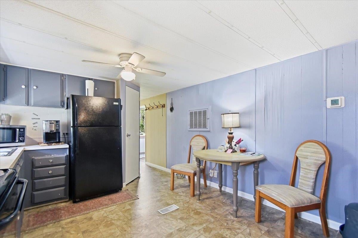 17303 Royal Oak Drive