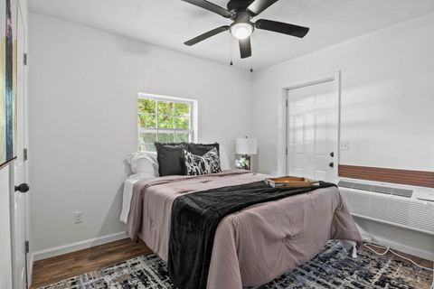 Tiny photo for 900 Taylor Street #A&B, Tallahassee, FL 32310 (MLS # 391348)