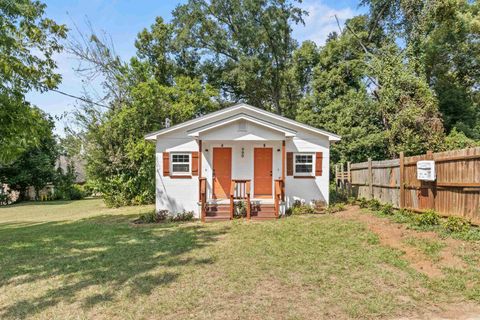 Tiny photo for 900 Taylor Street #A&B, Tallahassee, FL 32310 (MLS # 391348)