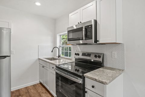 Tiny photo for 900 Taylor Street #A&B, Tallahassee, FL 32310 (MLS # 391348)