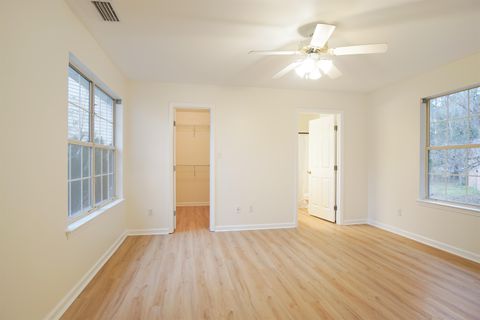 Tiny photo for 4420 SIESTA Court, Tallahassee, FL 32309 (MLS # 395909)