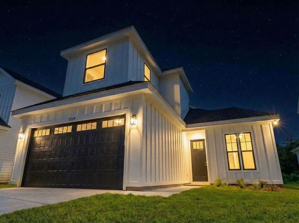 Photo of 5725 Bascom Lane Ln, Tallahassee, FL 32309 (MLS # 390802)