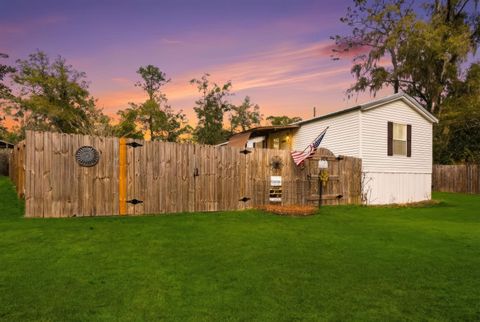 Tiny photo for 16856 Aqua Lane, Tallahassee, FL 32310 (MLS # 395337)