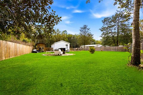 Tiny photo for 16856 Aqua Lane, Tallahassee, FL 32310 (MLS # 395337)