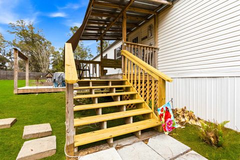 Tiny photo for 16856 Aqua Lane, Tallahassee, FL 32310 (MLS # 395337)