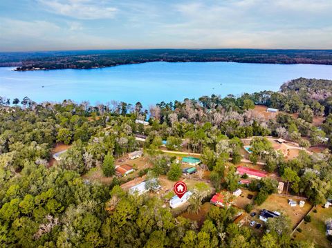 Photo of 16856 Aqua Lane, Tallahassee, FL 32310 (MLS # 395337)