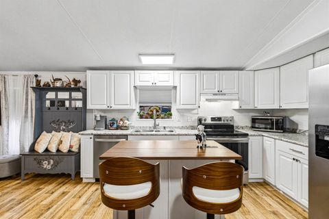 Tiny photo for 16856 Aqua Lane, Tallahassee, FL 32310 (MLS # 395337)