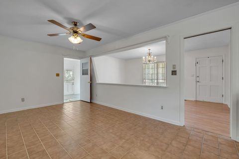 Tiny photo for 1410 Nancy Drive, Tallahassee, FL 32301 (MLS # 397720)