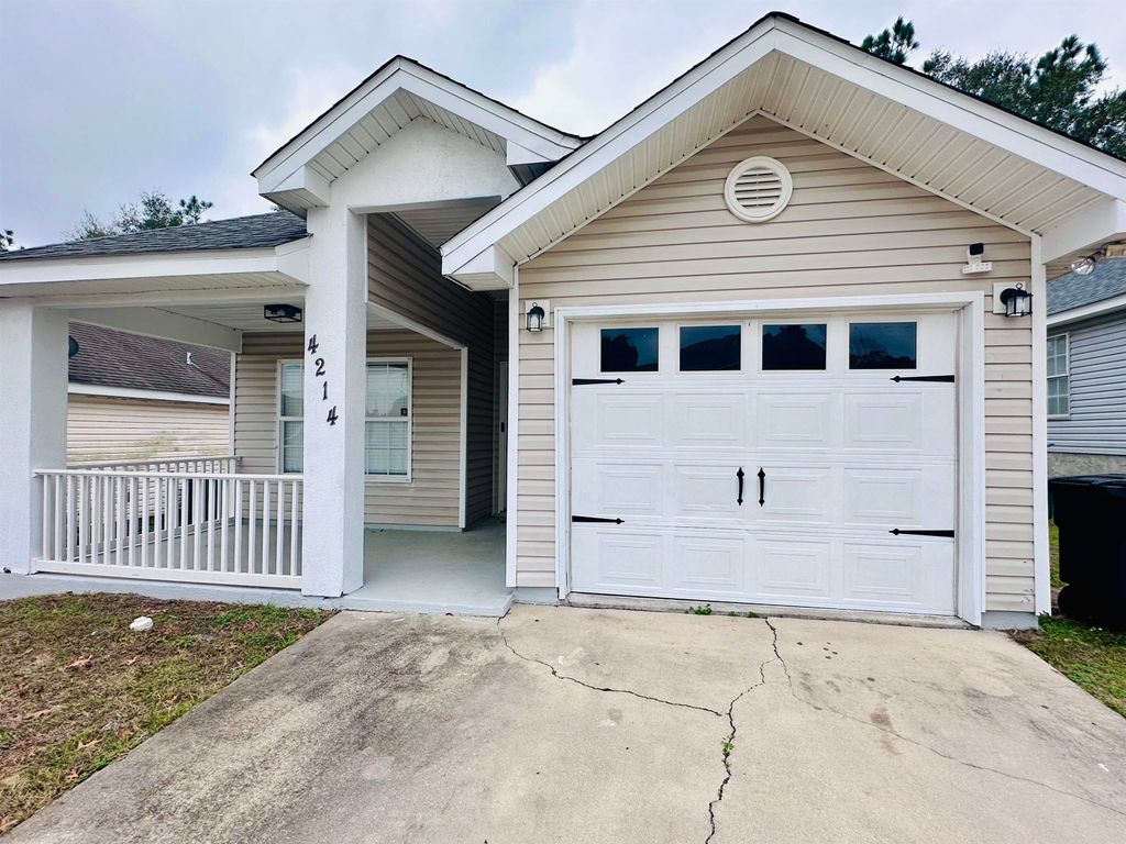 Photo of 4214 Ridge Haven Road, Tallahassee, FL 32305 (MLS # 394713)