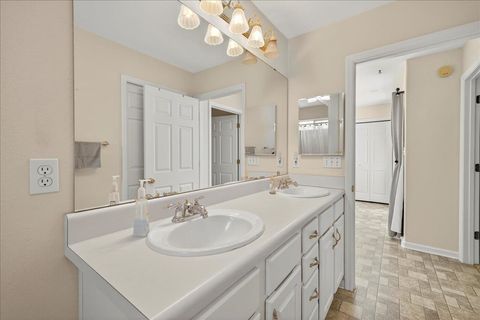 Tiny photo for 2704 Laurelwood Lane, Tallahassee, FL 32308 (MLS # 394150)