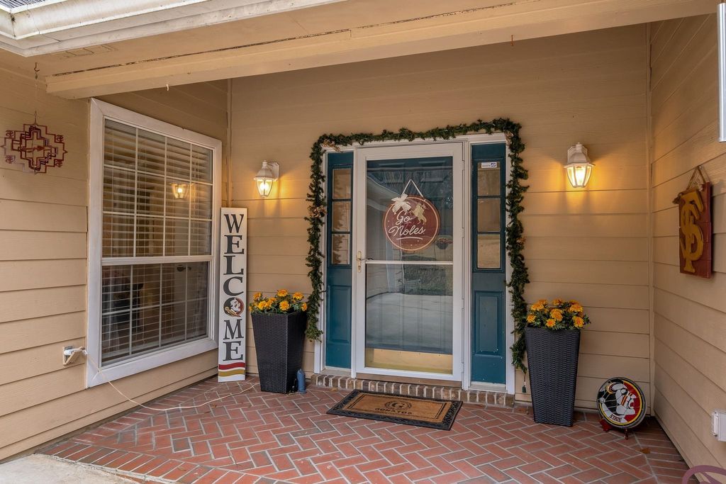 Photo of 3059 N SHANNON LAKES Drive, Tallahassee, FL 32309 (MLS # 395429)