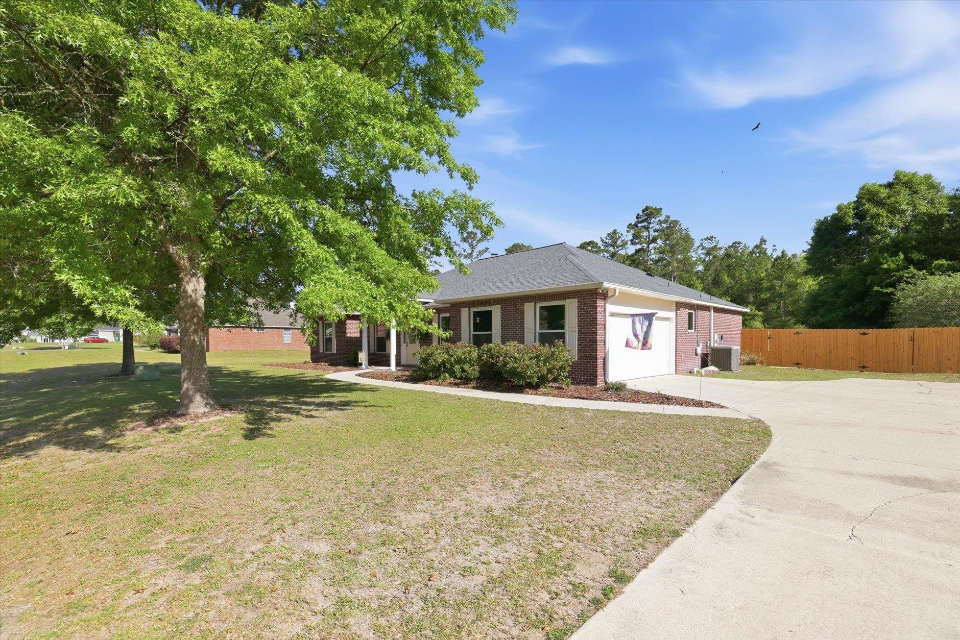 144 Parkside Circle
