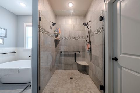 Tiny photo for 195 Shelby Drive, Crawfordville, FL 32327 (MLS # 397586)