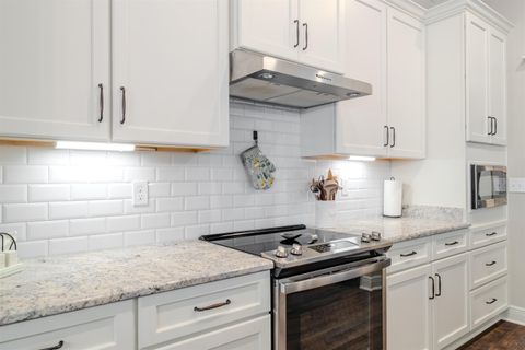 Tiny photo for 195 Shelby Drive, Crawfordville, FL 32327 (MLS # 397586)