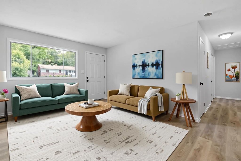 Photo of 319 Meadowbrook Lane, Tallahassee, FL 32304 (MLS # 392691)