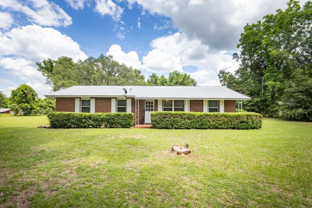 Photo of 1162 NW Coachwhip Avenue, Madison, FL 32340 (MLS # 401186)