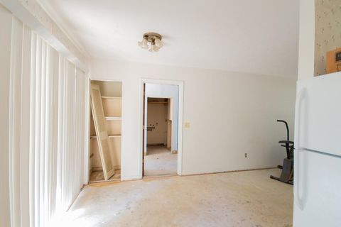 Tiny photo for 4504 Autumn Woods Way, Tallahassee, FL 32303 (MLS # 392341)
