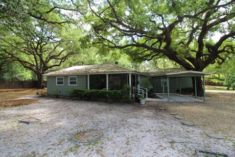 Photo of 613 WHITTAKER Road, Tallahassee, FL 32305 (MLS # 398019)