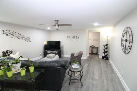 Tiny photo for 613 WHITTAKER Road, Tallahassee, FL 32305 (MLS # 398019)