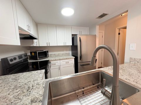 Tiny photo for 1461 Live Oak Drive, Tallahassee, FL 32301 (MLS # 398138)