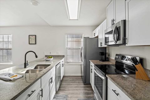 Tiny photo for 4528 Eltham Park, Tallahassee, FL 32303 (MLS # 393367)