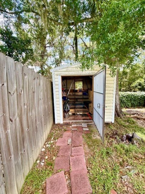 Tiny photo for 1485 Spruce Avenue, Tallahassee, FL 32303 (MLS # 400274)
