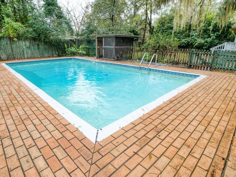 Tiny photo for 2103 Wakefield Lane, Tallahassee, FL 32303 (MLS # 392349)
