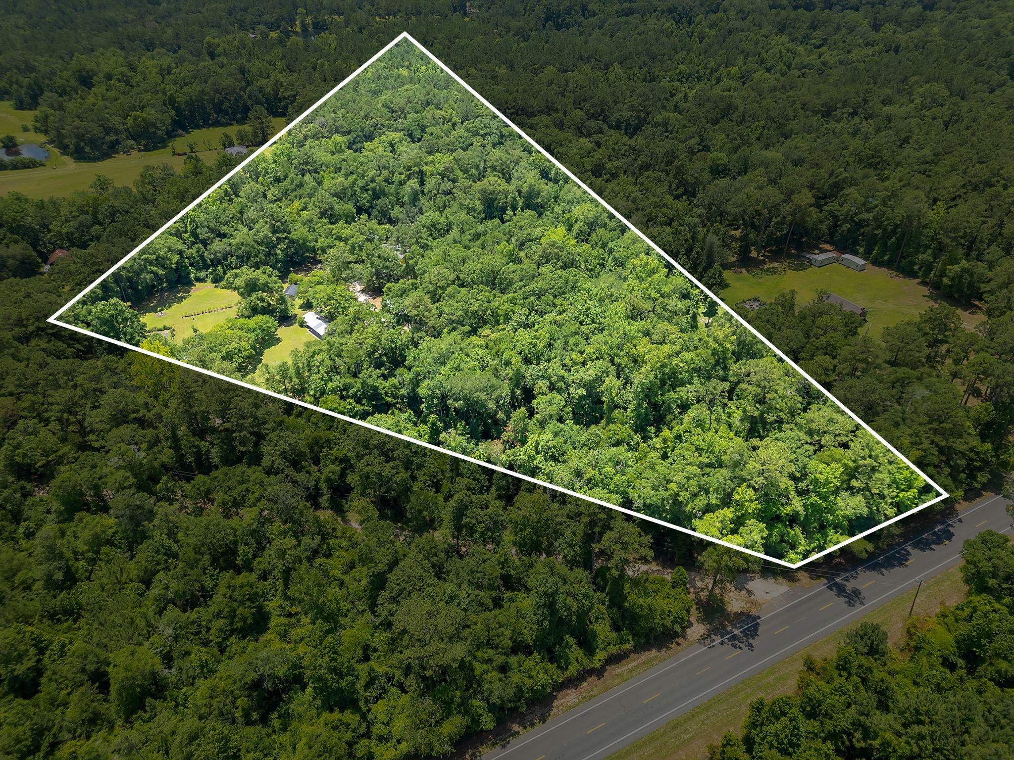 82 Claude Whiddon Drive