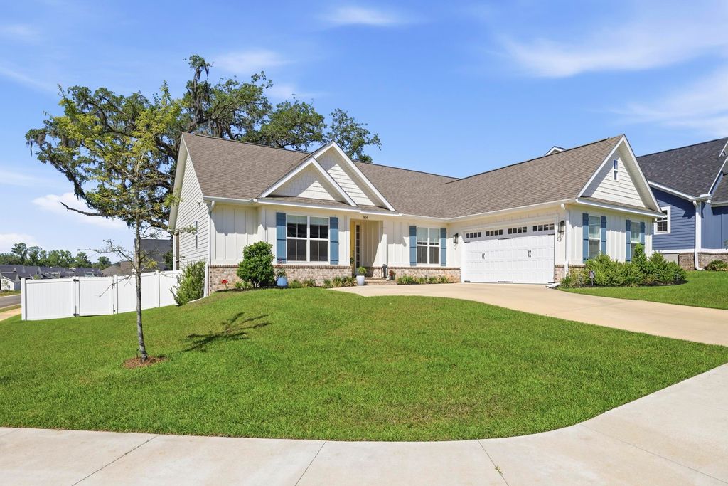 Photo of 104 Tulane Way, Tallahassee, FL 32317 (MLS # 399180)