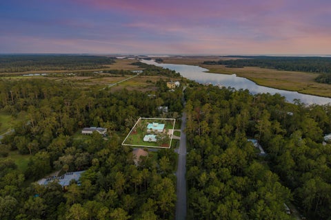 Tiny photo for 71 City Park Avenue, St Marks, FL 32355 (MLS # 401826)