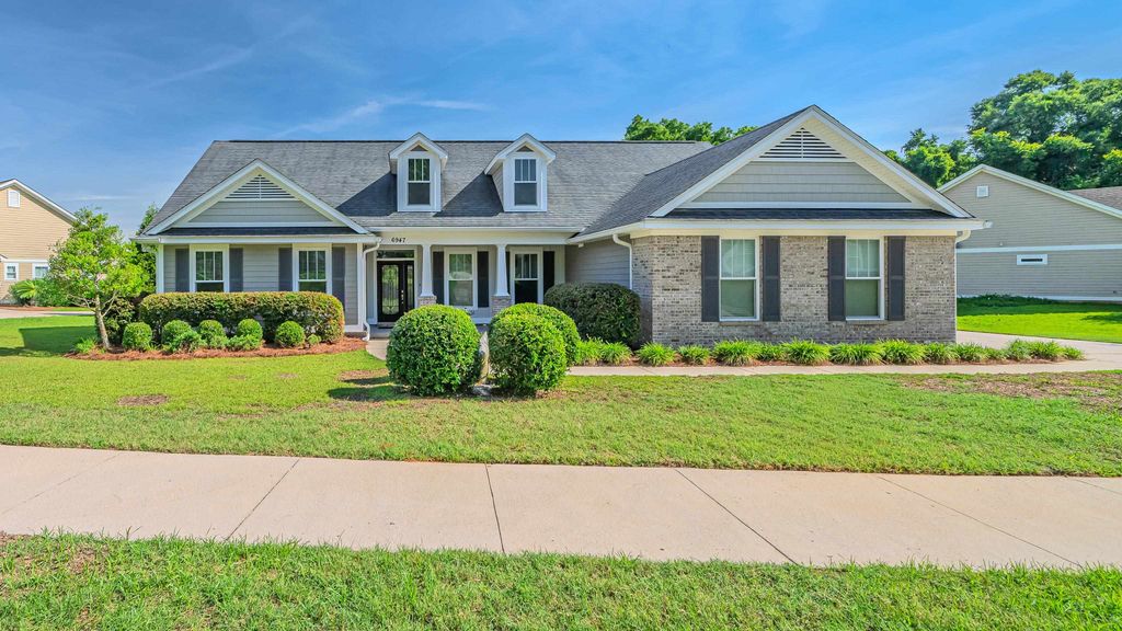 Photo of 6947 CORTONA HILLS Way, Tallahassee, FL 32312 (MLS # 400361)
