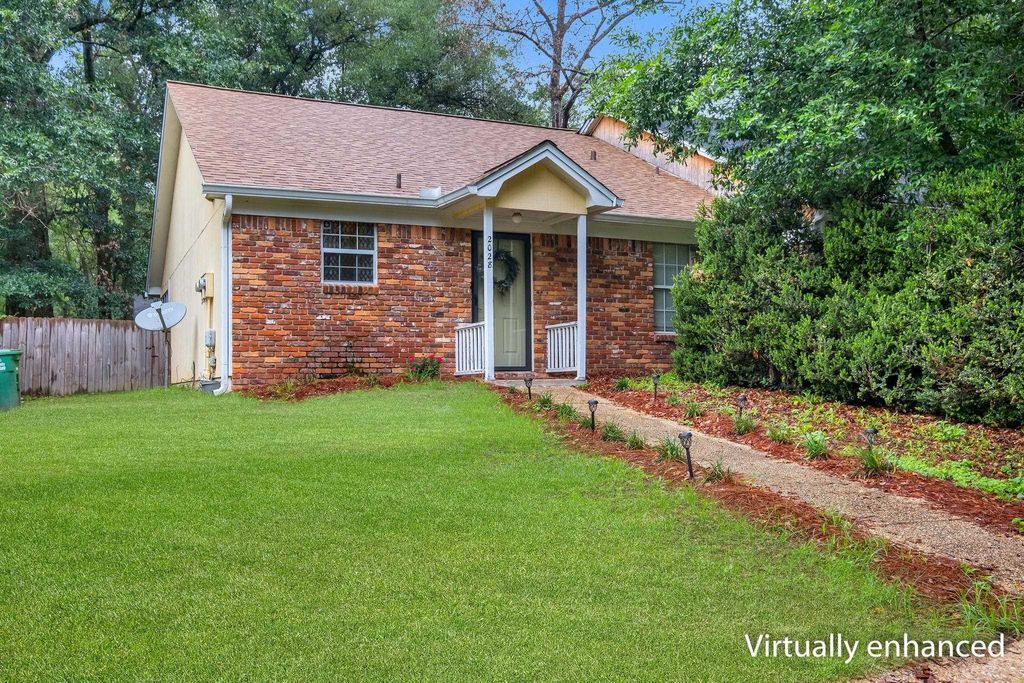 Photo of 2028 Canewood Court, Tallahassee, FL 32303 (MLS # 400085)