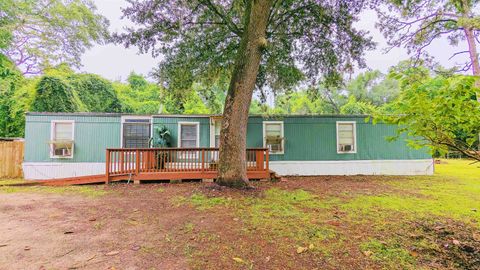 Photo of 1315 NW Late Sunset Way, Tallahassee, FL 32310 (MLS # 391722)