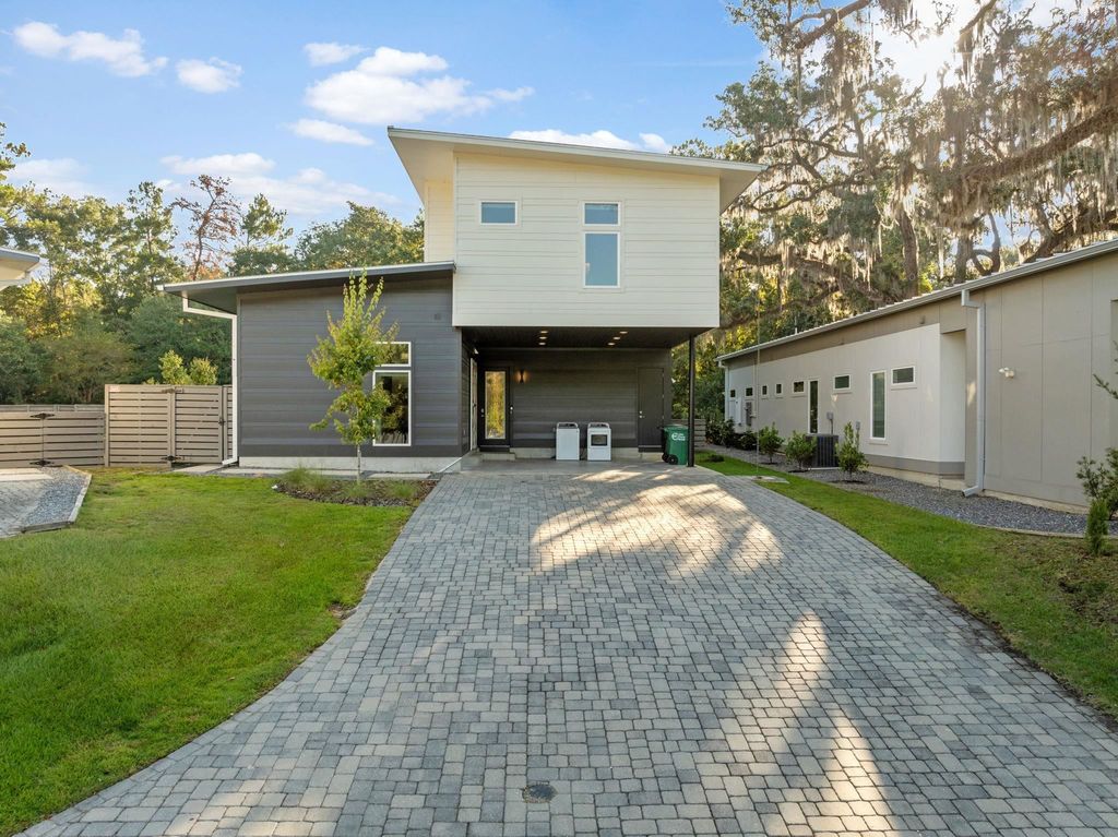 Photo of 2279 Lake Hall Road, Tallahassee, FL 32309 (MLS # 391923)