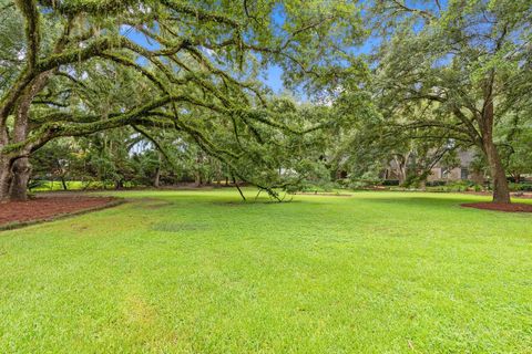 Tiny photo for 976 Rosebay Court, Tallahassee, FL 32312 (MLS # 389414)