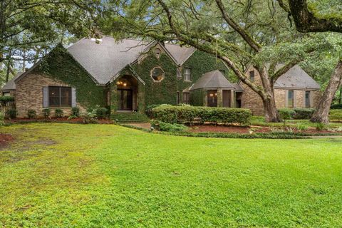 Photo of 976 Rosebay Court, Tallahassee, FL 32312 (MLS # 389414)