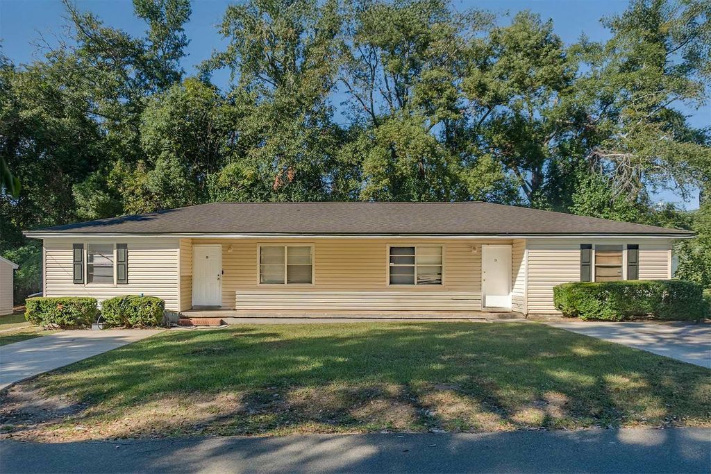 Photo of 2321 Jackson Bluff Road #2A-2B, Tallahassee, FL 32304 (MLS # 393039)