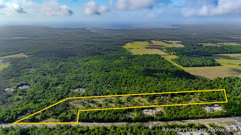 Photo of 4025 Coastal Highway, Crawfordville, FL 32327 (MLS # 388633)