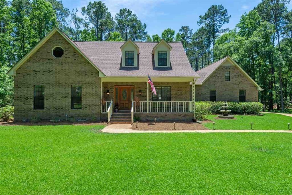 Photo of 2329 Haverhill Road, Tallahassee, FL 32312 (MLS # 391161)