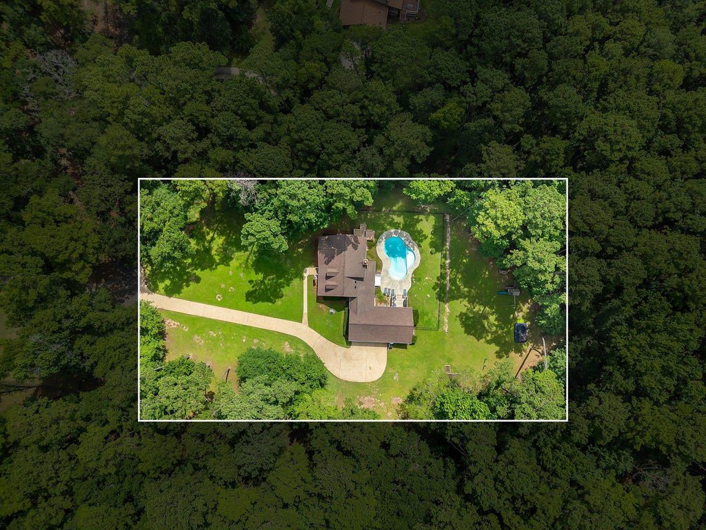 Photo of 2329 Haverhill Road, Tallahassee, FL 32312 (MLS # 391161)