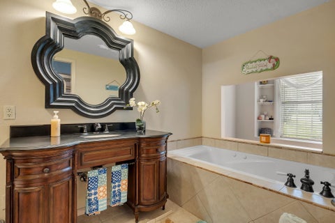 Tiny photo for 4348 Benchmark Trace, Tallahassee, FL 32317 (MLS # 402358)