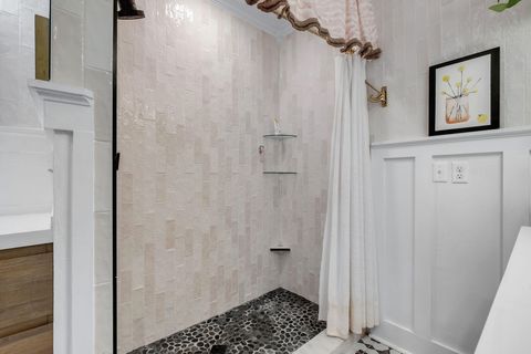 Tiny photo for 2214 Thomasville Road, Tallahassee, FL 32308 (MLS # 392146)
